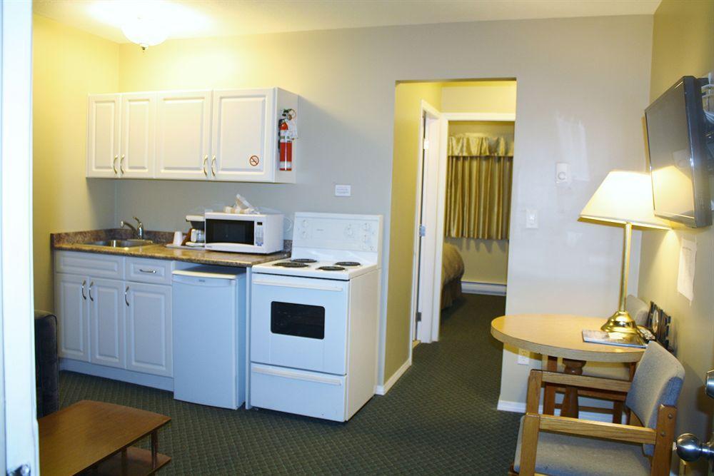 Diplomat Motel Nanaimo Exteriör bild